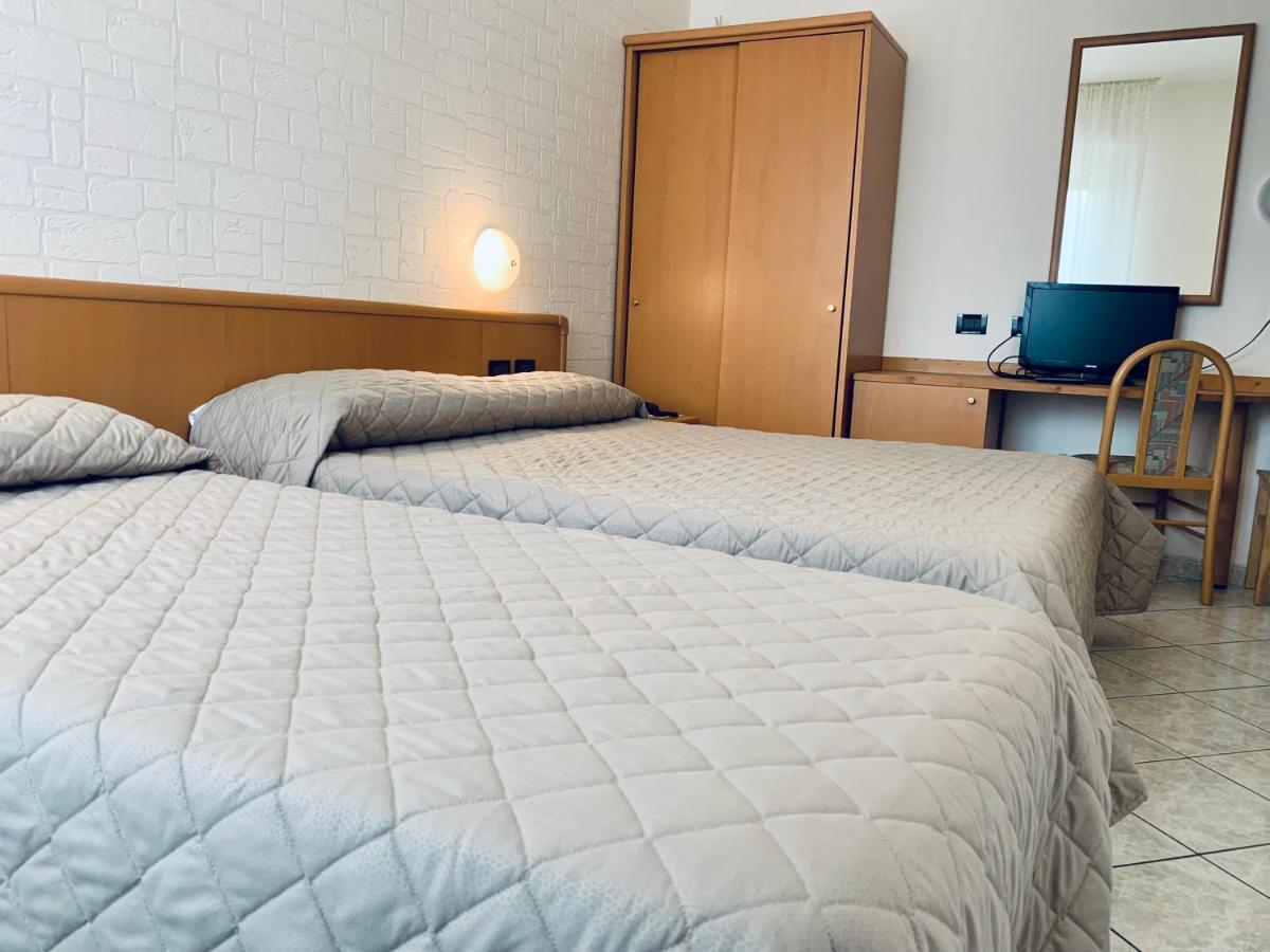 Hotel San Giorgio 上阿尔比索拉 外观 照片