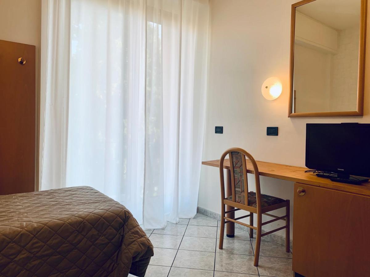 Hotel San Giorgio 上阿尔比索拉 外观 照片