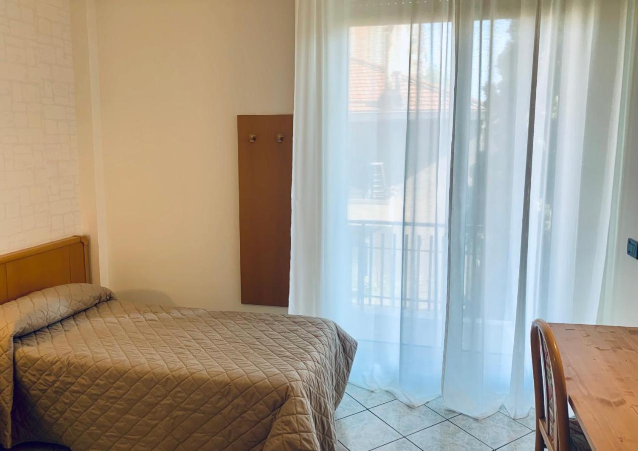 Hotel San Giorgio 上阿尔比索拉 外观 照片