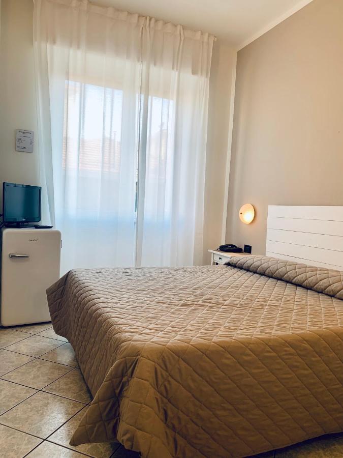 Hotel San Giorgio 上阿尔比索拉 外观 照片
