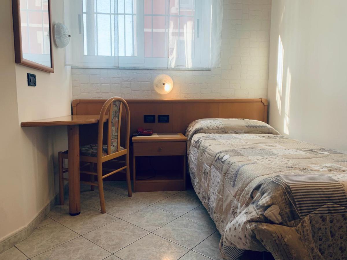 Hotel San Giorgio 上阿尔比索拉 外观 照片