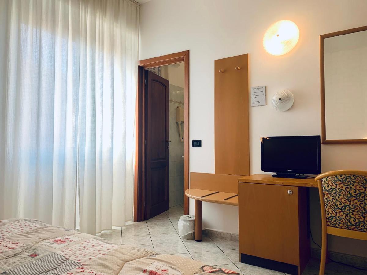 Hotel San Giorgio 上阿尔比索拉 外观 照片